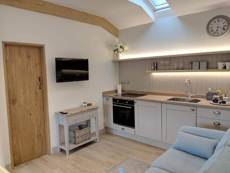 Barley - Cosy Stylish Apartment - Easy Access To Bath And Many Nearby Attractions Box  Luaran gambar