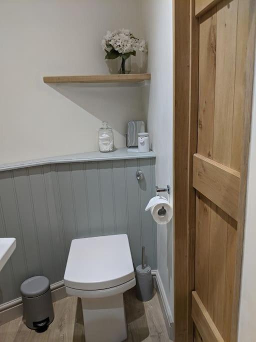 Barley - Cosy Stylish Apartment - Easy Access To Bath And Many Nearby Attractions Box  Luaran gambar