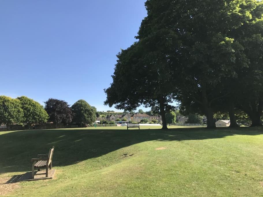 Barley - Cosy Stylish Apartment - Easy Access To Bath And Many Nearby Attractions Box  Luaran gambar